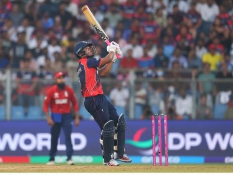 साहसिक खेल प्रदर्शन गर्दा र्दै इंग्ल्यान्ड सामु चार रनले पराजित नेपाल